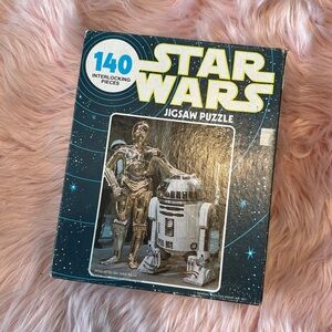 Authentic Vintage Star Wars 1977 140 piece puzzle